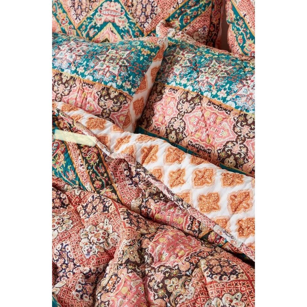 New Anthropologie Upcycled Vendima Quilt sz King 🛑RESERVED🛑🛑 - Picture 2 of 7
